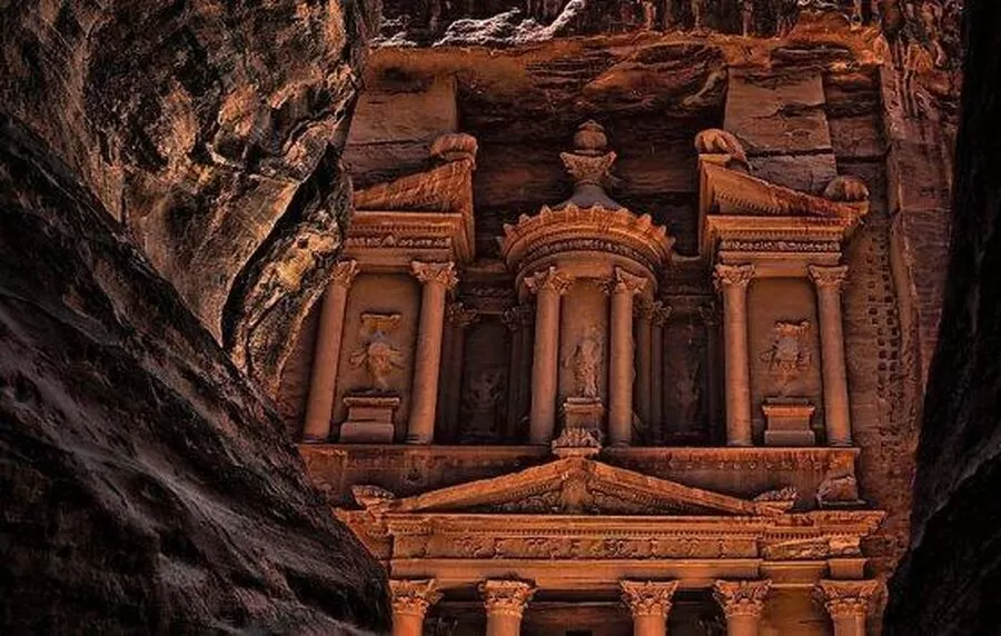 مدار الساعة,أخبار السياحة في الأردن,الملكة رانيا,وزارة الصحة,مؤسسة الغذاء والدواء,عيد الفطر