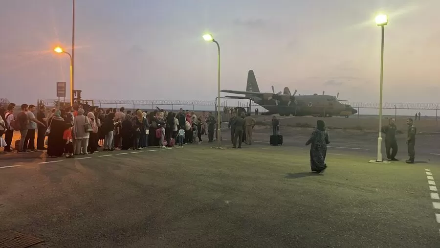 مدار الساعة,أخبار الأردن,اخبار الاردن,وزارة الخارجية وشؤون المغتربين,وزارة الداخلية,وزارة الخارجية,دائرة المخابرات العامة,المركز الوطني للأمن وإدارة الأزمات,سلاح الجو الملكي,القيادة العامة للقوات المسلحة,#إجلاء_الجالية_الأردنية #السودان_الشقيق #التعاون_العربي #الأزمات_الوطنية #الخارجية_الأردنية