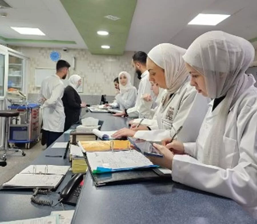 مدار الساعة,أخبار الجامعات الأردنية,جامعة البترا,مستشفى الحياة العام,#تدريب_سريري #كلية_الصيدلة_في_جامعة_البترا #الحياة_العامة_في_عمان #العلاج_الدوائي_السريري #الخبرات_الطبية_الحديثة