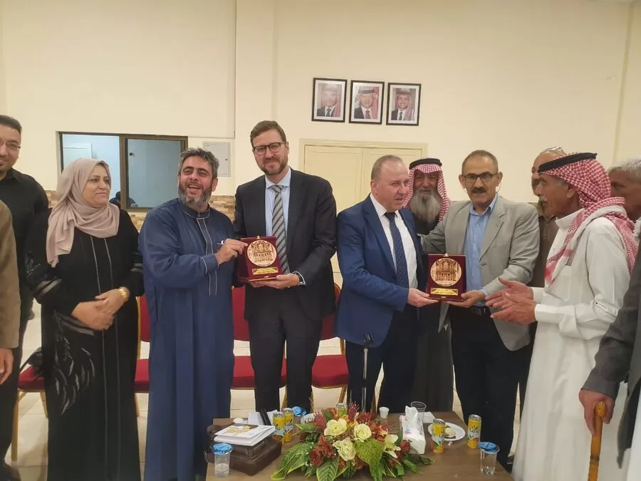 مدار الساعة,مناسبات أردنية,دائرة الشؤون الفلسطينية,أونروا,#مدير_عام_دائرة_الشؤون_الفلسطينية #زيارة_مخيم_حطين #تحسين_المستوى_المعيشي_لأبناء_المخيمات