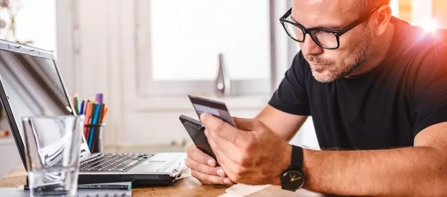 مدار الساعة,أخبار اقتصادية,مركز الخدمات الحكومي,وزارة الاقتصاد الرقمي والريادة,مديرية الأمن العام,رئاسة الوزراء,وزارة الاقتصاد الرقمي,الأمن العام,عيد الاستقلال,مجمع الملك الحسين للأعمال,1. #رقمنة_الخدمات_الحكومية,2. #الاقتصاد_الرقمي,3. #خدمات_الجيل_الخامس