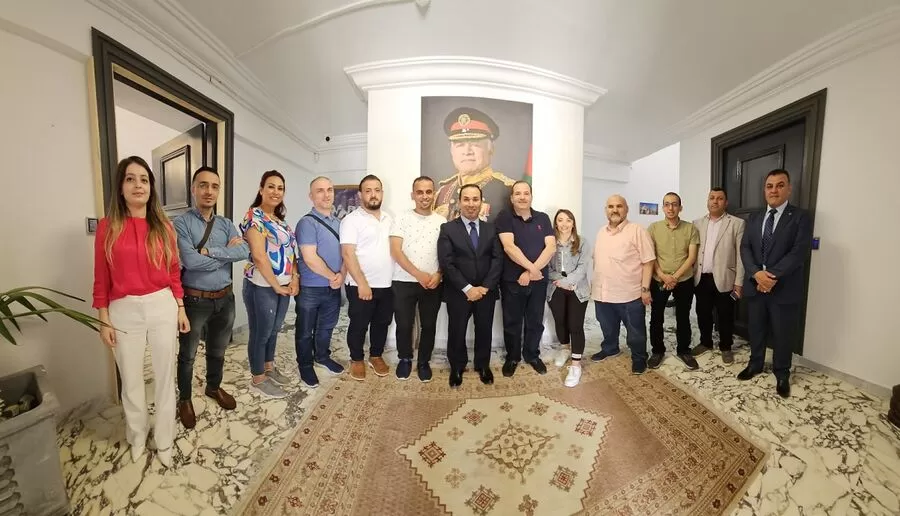 مدار الساعة,مناسبات أردنية,الخطوط الجوية الملكية الأردنية,الملكية الأردنية