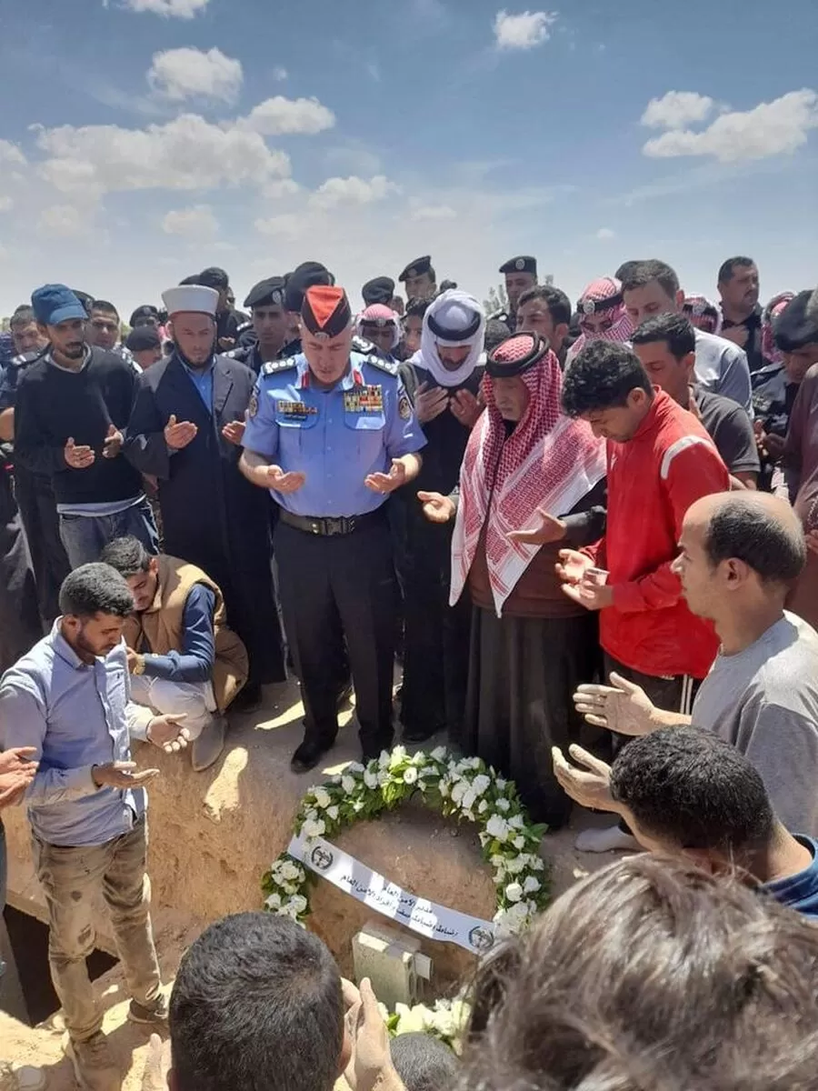 مدار الساعة,أخبار الأردن,اخبار الاردن,مديرية الأمن العام,الأمن العام,#تشييع_جثمان_العريف_أحمد_نايف_عامر #الأمن_العام #الأردن