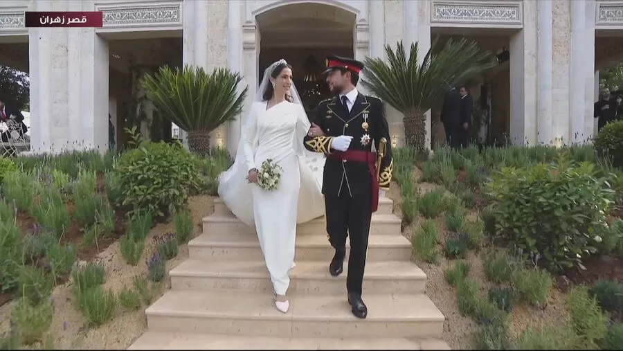 مدار الساعة,Video,فيديو,مناسبات أردنية,الحسين بن عبدالله الثاني,ولي العهد,الأميرة رجوة الحسين,الملك عبدالله الثاني,الملكة رانيا العبدالله,البنك الأردني الكويتي,#البنك_الأردني_الكويتي #عقد_قران_ولي_العهد #تهنئة_للملك_والملكة