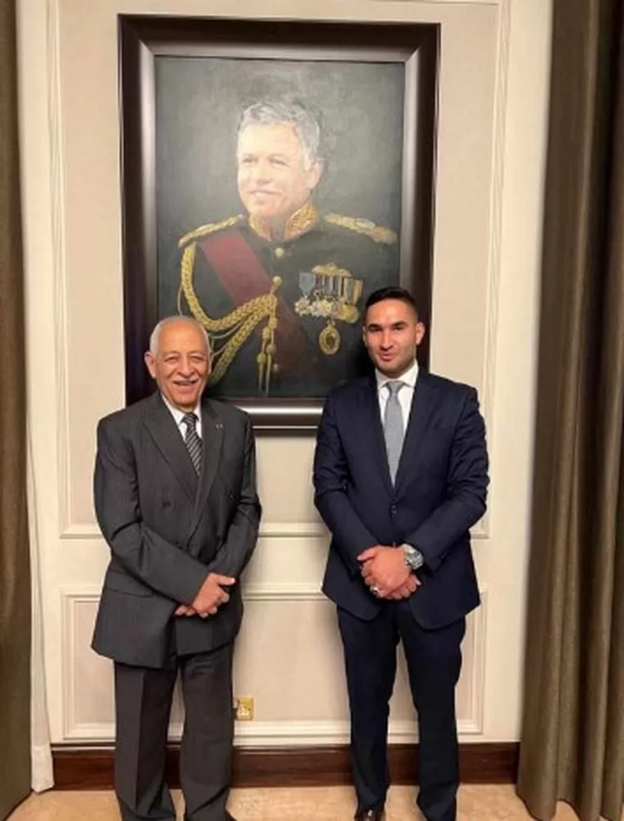 مدار الساعة,مناسبات أردنية,الديوان الملكي الهاشمي,الديوان الملكي,الخدمات الطبية الملكية,الجيش العربي,حزب الميثاق الوطني