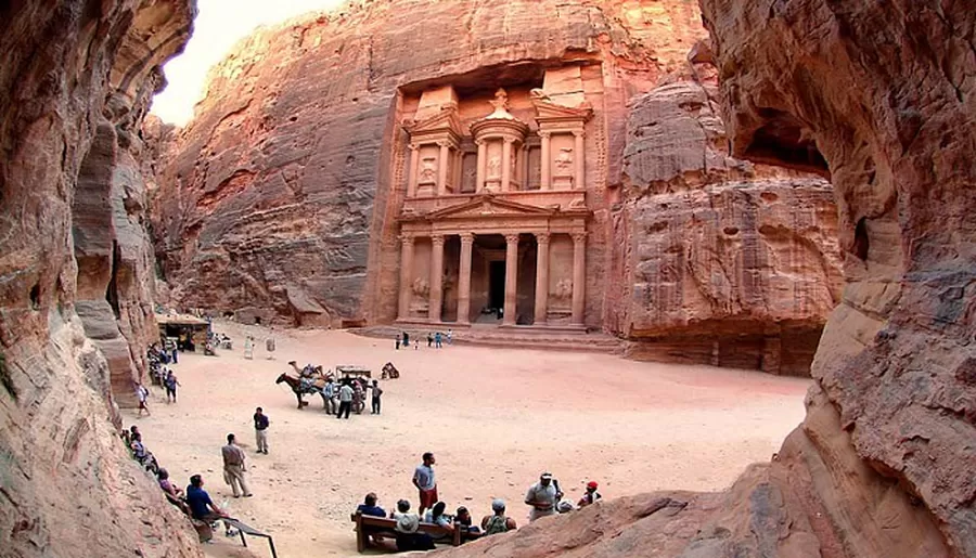 مدار الساعة,أخبار اقتصادية,وزير السياحة والآثار,الدكتور عبدالرزاق عربيات,عبدالرزاق عربيات,الملك عبدالله الثاني,المملكة الأردنية الهاشمية,مجلس الأعيان,هيئة تنشيط السياحة,#السياحة_في_الأردن #تنشيط_القطاع_السياحي #تحديات_السياحة_في_الأردن