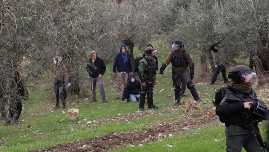 مدار الساعة,أخبار عربية ودولية,وزارة الخارجية,الضفة الغربية,1. #اعتداءات_المستوطنين_الإسرائيليين,2. #تحريض_الحكومة_الإسرائيلية,3. #تدخل_دولي_لحماية_الفلسطينيين