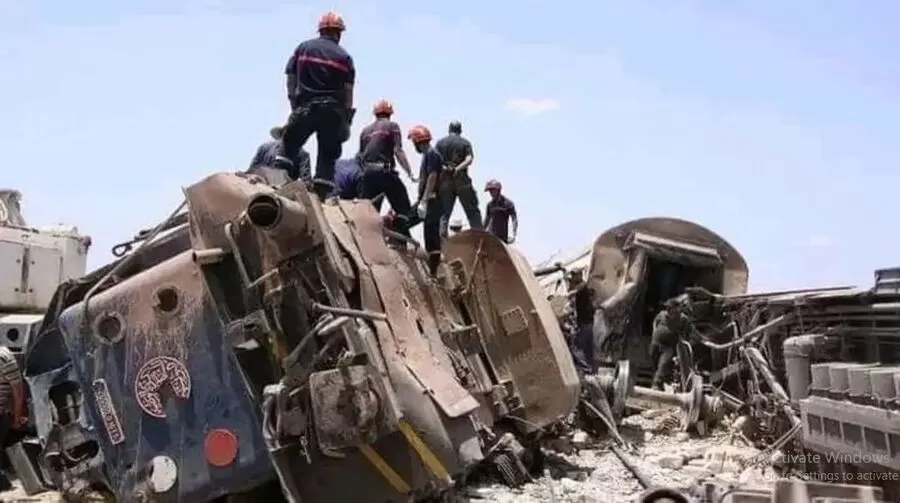 مدار الساعة,أخبار عربية ودولية,مواقع التواصل الاجتماعي,#حادث_قطار_تونس #انقلاب_القطار #السلامة_المرورية