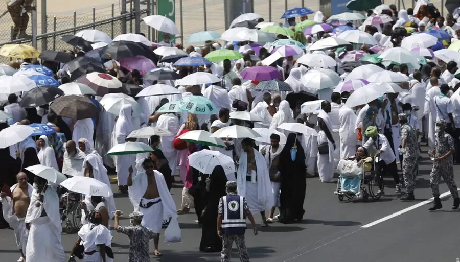 مدار الساعة,أخبار خفيفة ومنوعة,الملك سلمان,#حج_1444هـ #منى #يوم_التروية