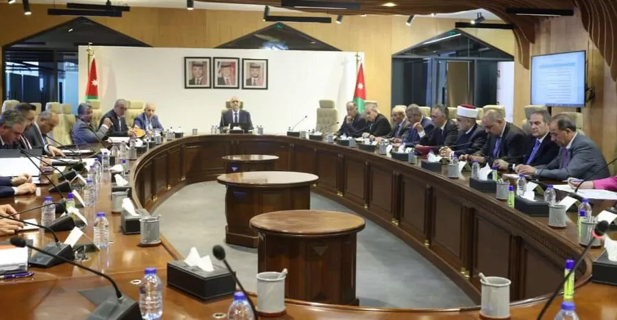 مدار الساعة,أخبار الأردن,اخبار الاردن,رئيس الوزراء,وزارة الاقتصاد الرقمي والريادة,وزارة المياه والري,وزارة الخارجية وشؤون المغتربين,وزارة الاقتصاد الرقمي,وزارة المياه,وزارة الخارجية,ديوان التشريع والرأي,1. #مدار_الساعة,2. #الوقت_المستمر,3. #التنظيم_الزمني