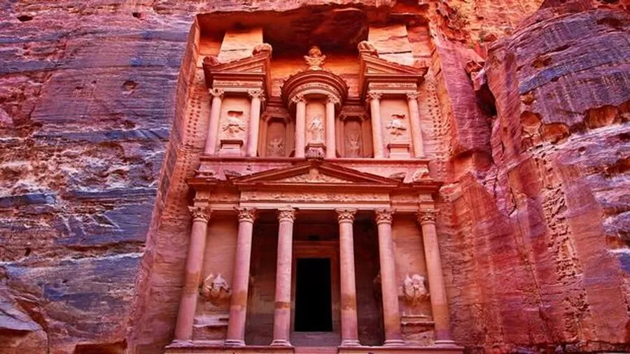 مدار الساعة,أخبار السياحة في الأردن,البنك المركزي,1. #الدخل_السياحي,2. #النمو_السياحي,3. #السياحة_في_2023
