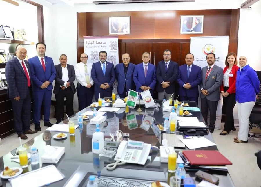 مدار الساعة,أخبار الجامعات الأردنية,المستشفى التخصصي,جامعة البترا,1. #تدريب_طلبة_كلية_الأسنان,2. #افتتاح_كلية_طب_الأسنان_في_البترا,3. #التعاون_بين_البترا_والمستشفى_التخصصي