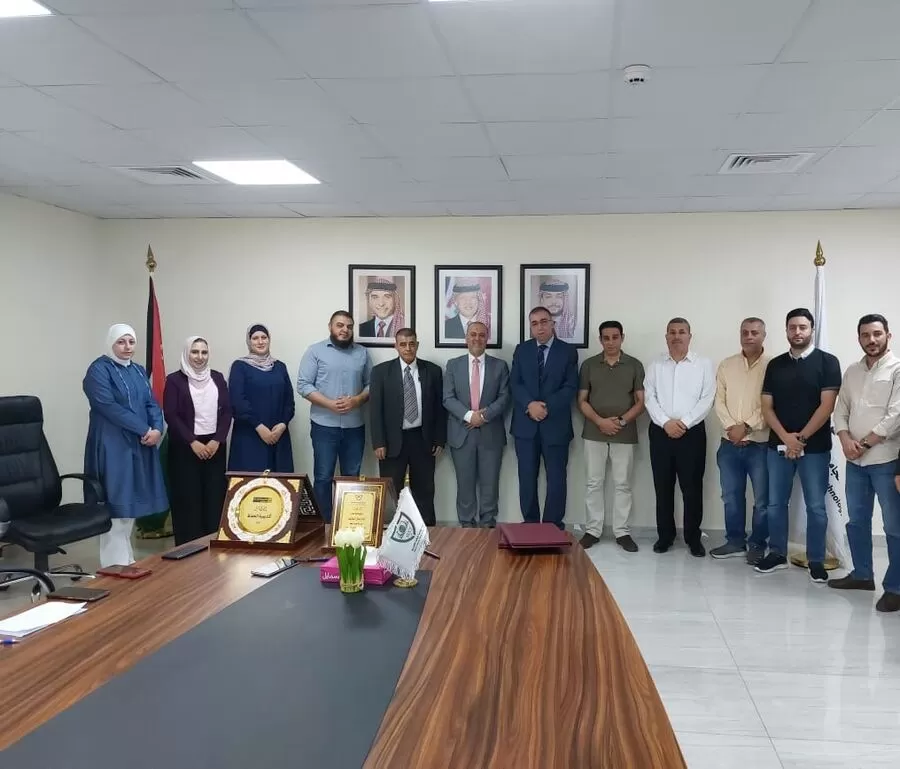مدار الساعة,أخبار الجامعات الأردنية,الكلية الجامعية الوطنية,1. #تعاون_ثنائي,2. #تطوير_التعليم,3. #تبادل_الخبرات