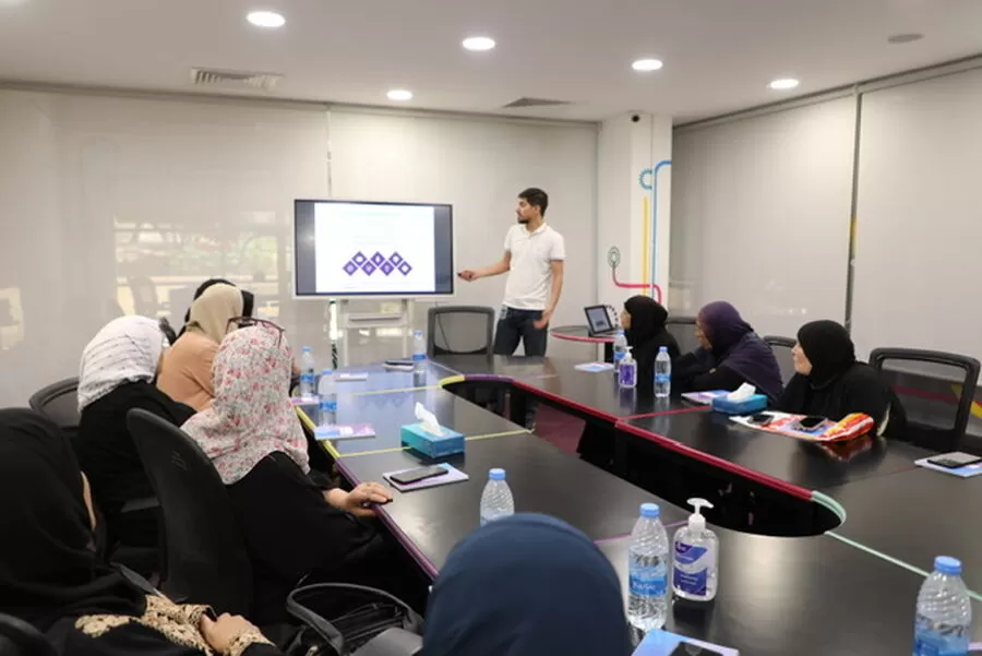 مدار الساعة,مناسبات أردنية,الأمم المتحدة,شركة زين الأردن,مجمع الملك الحسين للأعمال,مواقع التواصل الاجتماعي,التنمية المستدامة,#تكنولوجيا_المعلومات_والاتصالات,#محو_الأمية_الرقمية,#الاستدامة