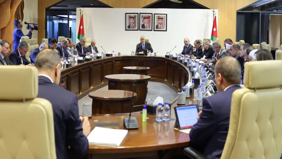 مدار الساعة,أخبار الأردن,اخبار الاردن,رئيس الوزراء,القوات المسلحة الأردنية,مديرية الأمن العام,الأمن العام,القوات المسلحة,المعهد المروري,الأمنيَّة في مجال تدريب السُّواقة وتطويرها.,1. #صندوق_المشاريع_التنموية_والاستثمارية,2. #الصناعات_الدفاعية_والحلول_الأمنية,3. #تدريب_السواقة_للقوات_المسلحة