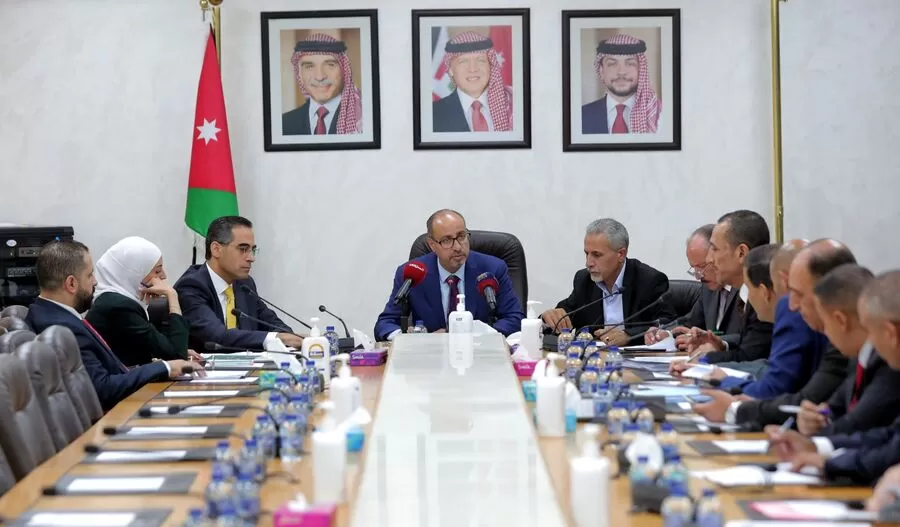 مدار الساعة,أخبار مجلس النواب الأردني,وزارة الإدارة المحلية,ديوان المحاسبة,هيئة النزاهة ومكافحة الفساد,مكافحة الفساد