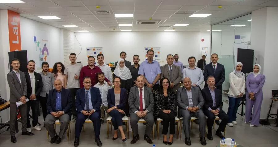 مدار الساعة,مناسبات أردنية,الاتحاد الأوروبي,الجامعة الهاشمية