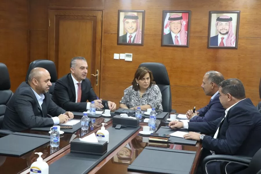 مدار الساعة,أخبار اقتصادية,وزيرة الاستثمار,الحسين بن عبدالله الثاني,المدن الصناعية,وزارة الاستثمار