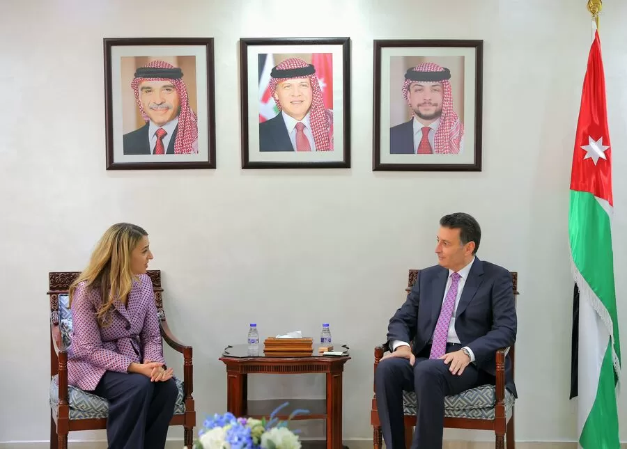 مدار الساعة,أخبار خفيفة ومنوعة,الملك عبد الله الثاني,مجلس النواب