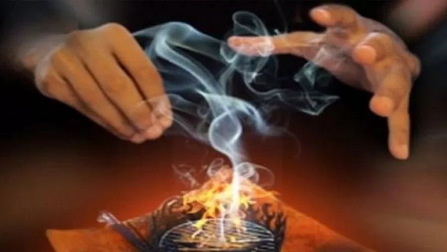 مدار الساعة,شؤون دينية