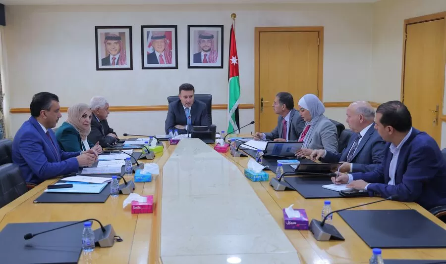 مدار الساعة,أخبار مجلس النواب الأردني,الهيئة الخيرية الهاشمية,مجلس النواب,قطاع غزة,أونروا,المستشفى الميداني الأردني