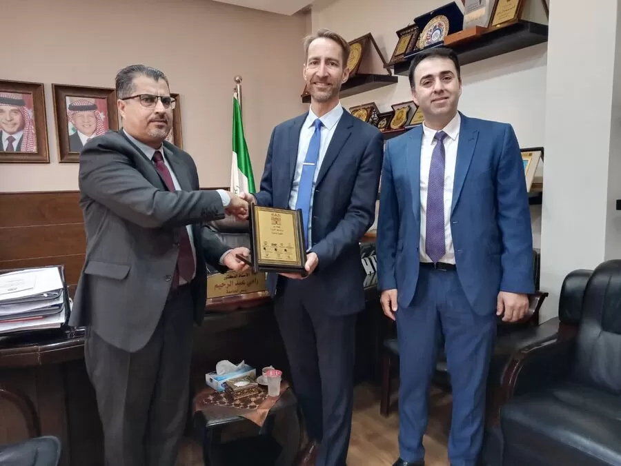 مدار الساعة,أخبار الجامعات الأردنية,جامعة البترا