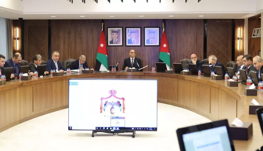 مدار الساعة,أخبار الأردن,اخبار الاردن,رئيس الوزراء,وزارة العدل,وزارة التربية والتعليم,ديوان التشريع والرأي,المركز الوطني للأمن وإدارة الأزمات,المجلس القضائي