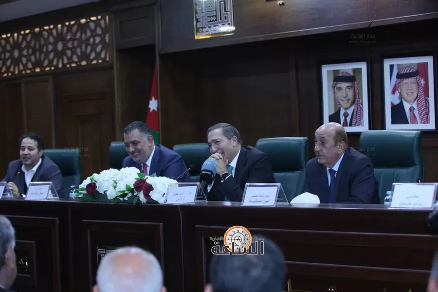 مدار الساعة,مناسبات أردنية,رئيس الوزراء,المكتبة الوطنية