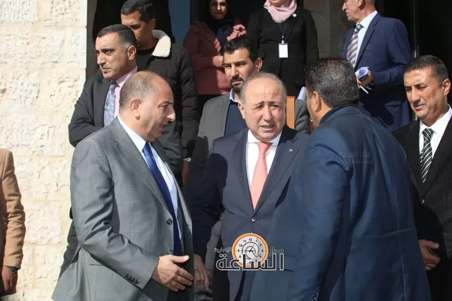 مدار الساعة,أخبار الجامعات الأردنية,الملك عبدالله الثاني بن الحسين,جامعة آل البيت,حزب عزم