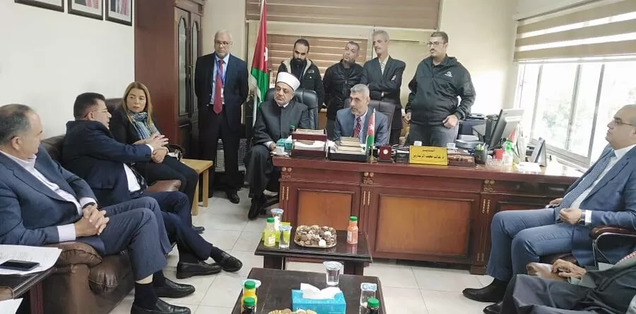 مدار الساعة,أخبار مجلس النواب الأردني,وزير الأوقاف والشؤون والمقدسات الإسلامية,الدكتور محمد الخلايلة,محمد الخلايلة,مجلس الأعيان