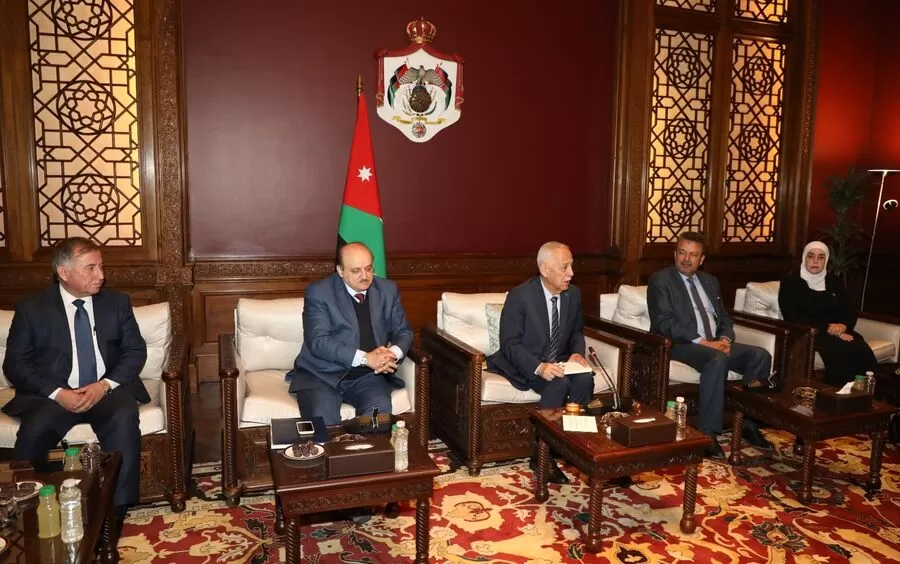 مدار الساعة,أخبار الأردن,اخبار الاردن,الملك عبدالله الثاني,الملكة رانيا العبدالله,الحسين بن عبدالله الثاني,ولي العهد,الأميرة سلمى بنت عبدالله الثاني,القوات المسلحة الأردنية,الديوان الملكي الهاشمي,القوات المسلحة,قطاع غزة,الضفة الغربية,المستشفى الميداني الأردني,الجيش العربي