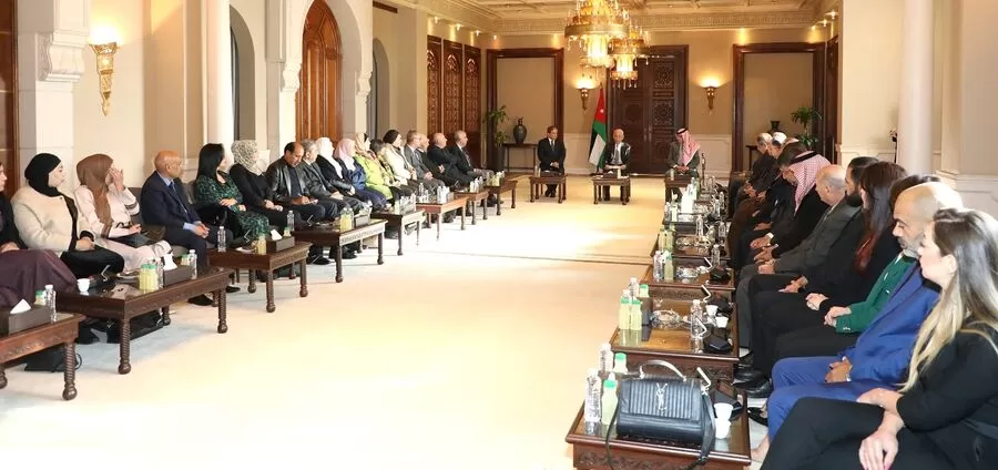 مدار الساعة,أخبار الأردن,اخبار الاردن,الملك عبدالله الثاني,الإنزالات الجوية,الملكة رانيا العبدالله,الحسين بن عبدالله الثاني,ولي العهد,الأميرة سلمى بنت عبدالله الثاني,القوات المسلحة الأردنية,الديوان الملكي الهاشمي,القوات المسلحة,قطاع غزة,الضفة الغربية,المستشفى الميداني الأردني,الجيش العربي