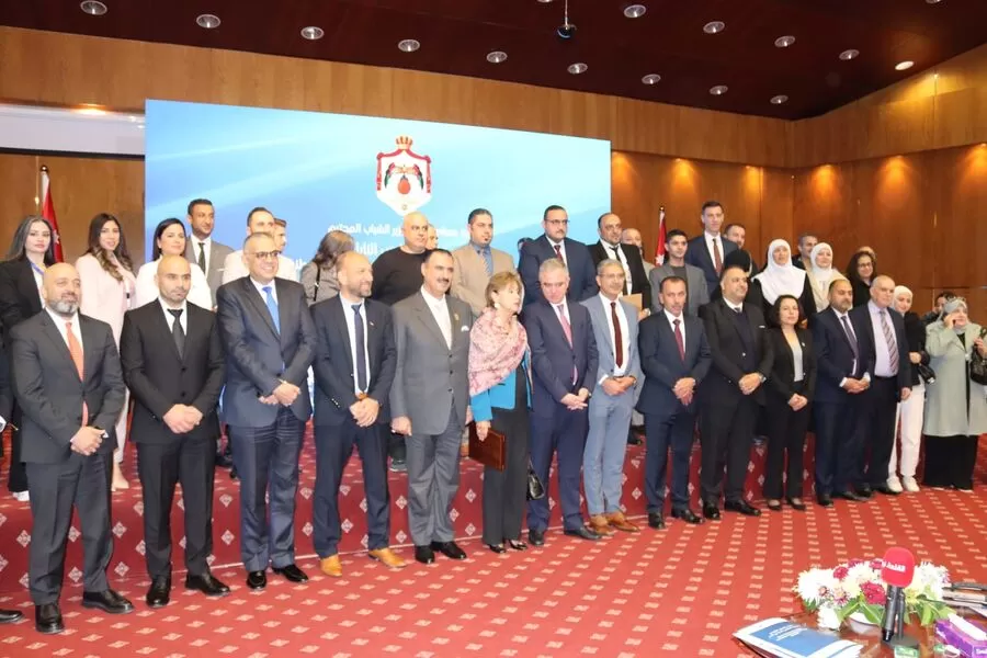 مدار الساعة,مناسبات أردنية,وزير الشباب,الملك عبدالله الثاني,مؤسسة التدريب المهني,المركز الثقافي الملكي,التدريب المهني,المستشفيات الخاصة,مستشفى راهبات الوردية,المستشفى الاستشاري