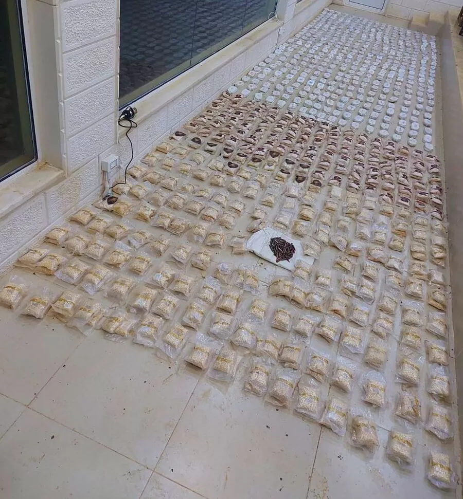 مدار الساعة,أخبار الأردن,اخبار الاردن,القوات المسلحة الأردنية,المنطقة العسكرية الشرقية,إدارة مكافحة المخدرات,القوات المسلحة,الجيش العربي,القيادة العامة للقوات المسلحة