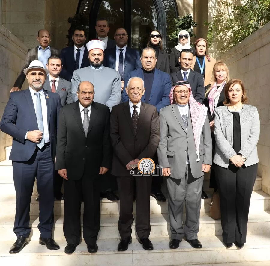 مدار الساعة,أخبار المجتمع الأردني,الملكة رانيا العبدالله,الحسين بن عبدالله الثاني,ولي العهد,الأميرة سلمى بنت عبدالله الثاني,القوات المسلحة الأردنية,الديوان الملكي,الديوان الملكي الهاشمي,القوات المسلحة,الضفة الغربية,قطاع غزة,المستشفى الميداني الأردني,وسائل التواصل الاجتماعي,الجيش العربي
