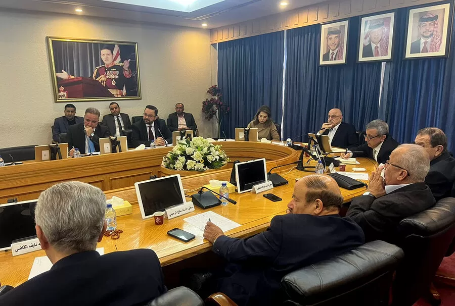 مدار الساعة,أخبار اقتصادية,وزير المالية,كوفيد 19,مجلس الأعيان