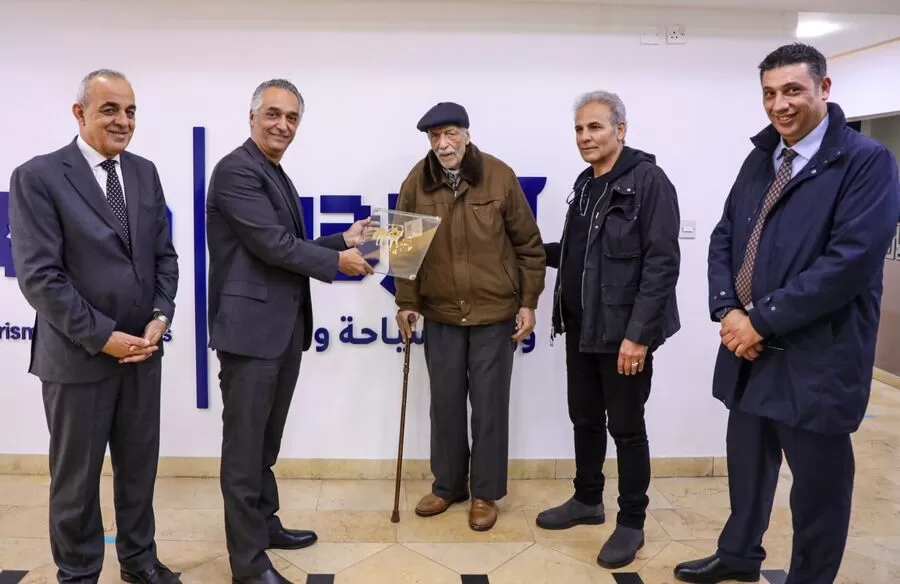مدار الساعة,أخبار السياحة في الأردن,وزير السياحة والآثار,دائرة الآثار العامة