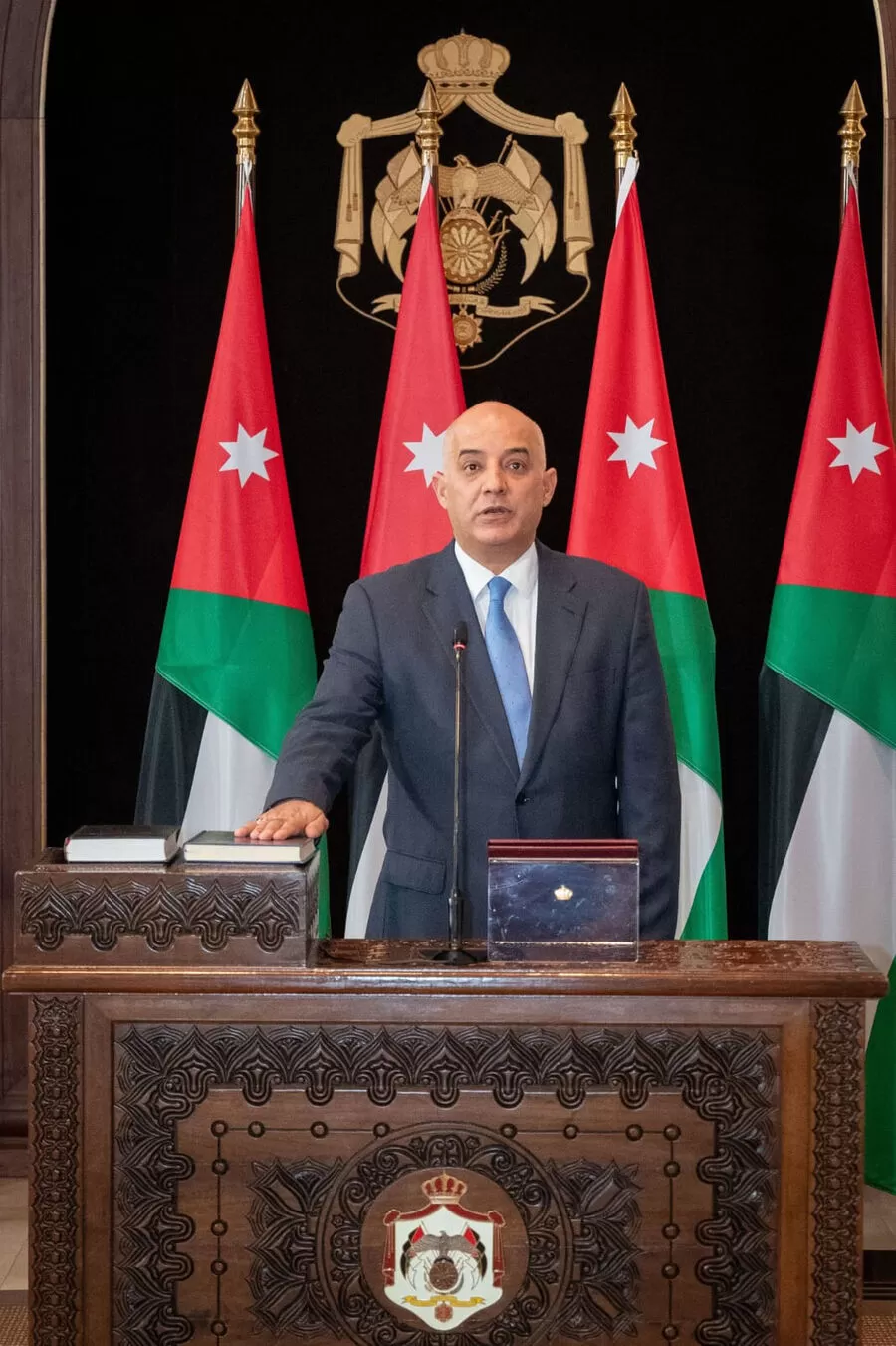 مدار الساعة,أخبار الأردن,اخبار الاردن,وزير الاتصال الحكومي,الملك عبدالله الثاني,الهيئة الخيرية الهاشمية,الإنزالات الجوية,مركز الحسين للسرطان,قطاع غزة,الضفة الغربية,المستشفى الميداني الأردني