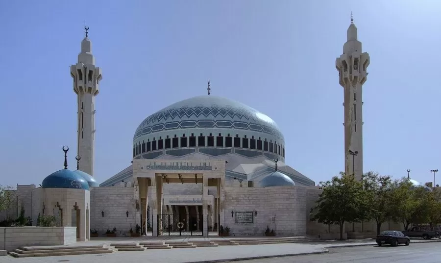 مدار الساعة,شؤون دينية