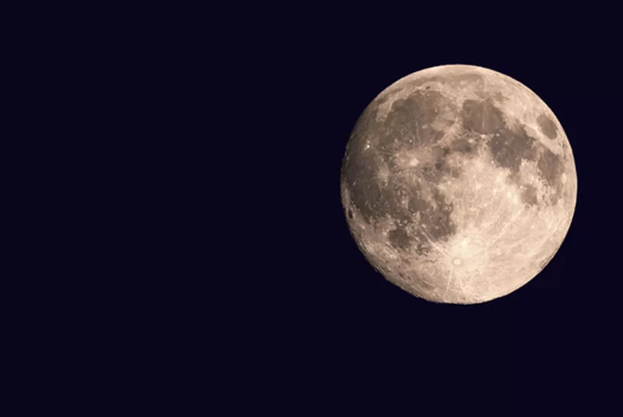 مدار الساعة,أخبار خفيفة ومنوعة