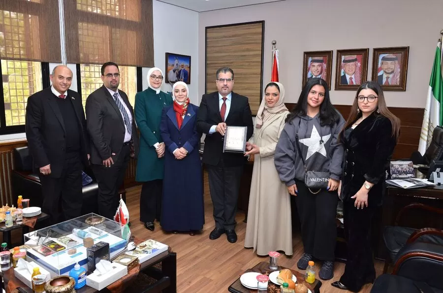مدار الساعة,أخبار الجامعات الأردنية,جامعة البترا,مملكة البحرين