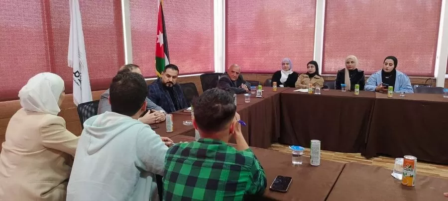 مدار الساعة,أخبار الأحزاب الأردنية,الملك عبدالله الثاني,حزب تقدم,حزب الشباب