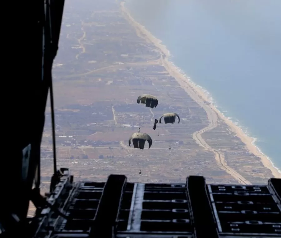 مدار الساعة,أخبار الأردن,اخبار الاردن,القوات المسلحة الأردنية,المملكة الأردنية الهاشمية,الإنزالات الجوية,القوات المسلحة,قطاع غزة,جمهورية مصر العربية,الجيش العربي,سلاح الجو الملكي