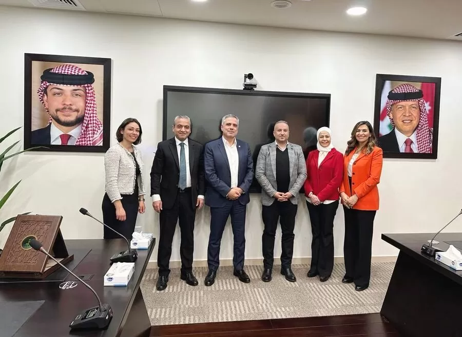 مدار الساعة,مناسبات أردنية,المؤسسة العامة للغذاء والدواء,نقابة الصيادلة