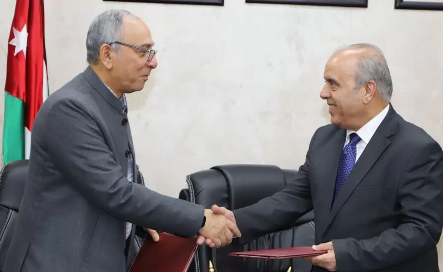 مدار الساعة,أخبار الأردن,اخبار الاردن,وزير التربية والتعليم,الدكتور عزمي محافظة,عزمي محافظة,وزارة التربية والتعليم,إدارة الأبنية