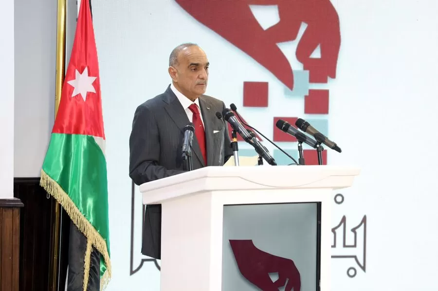 مدار الساعة,أخبار الأردن,اخبار الاردن,رئيس الوزراء,الملك عبدالله الثاني,الحسين بن عبدالله الثاني,وزارة التنمية الاجتماعية,وزارة الطاقة والثروة المعدنية,صندوق المعونة الوطنية,التنمية الاجتماعية,وزارة الطاقة,اليوبيل الفضي,عيد الفطر,قطاع غزة