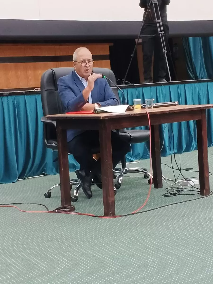 مدار الساعة,مناسبات أردنية,جامعة اليرموك,مواقع التواصل الاجتماعي