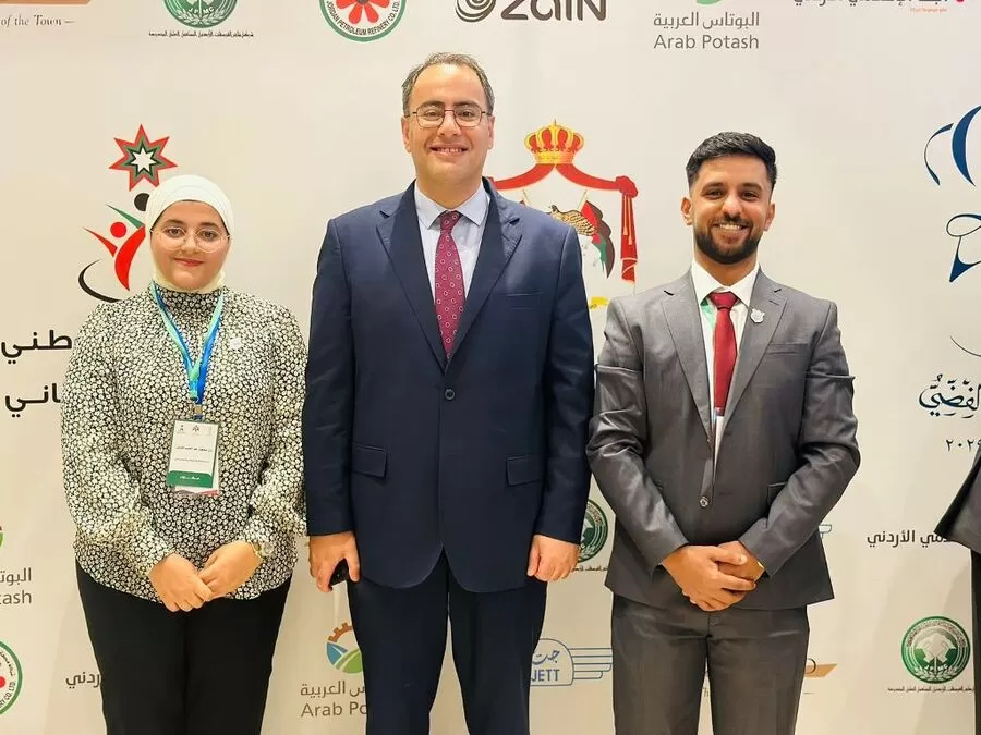 مدار الساعة,أخبار الجامعات الأردنية,ولي العهد,رئيس الوزراء,المملكة الأردنية الهاشمية,مجلس الأعيان,جامعة عمان الأهلية,سيادة القانون,مواقع التواصل الاجتماعي,البحر الميت