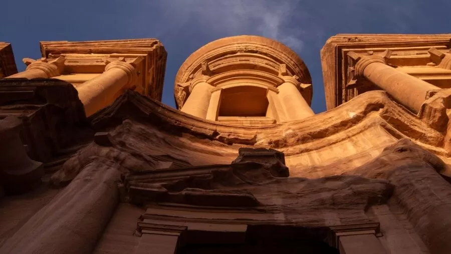 مدار الساعة,أخبار اقتصادية,وزارة السياحة والآثار,وزارة السياحة,البنك المركزي