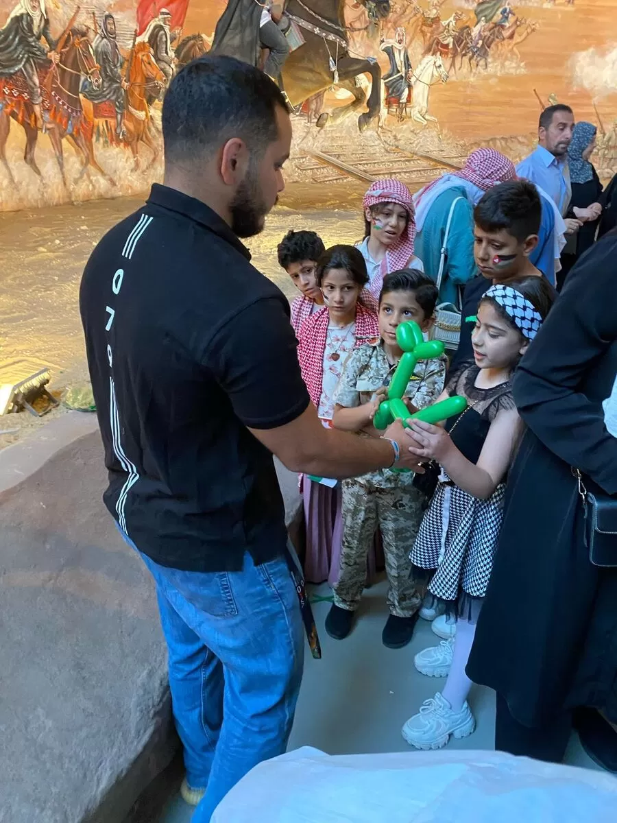 مدار الساعة,مناسبات أردنية,المملكة الأردنية الهاشمية,الملك عبدالله الثاني,الحسين بن عبدالله الثاني,ولي العهد,عيد الاستقلال,اليوبيل الفضي,الثورة العربية الكبرى,شركة زين الأردن,متحف الدبابات الملكي